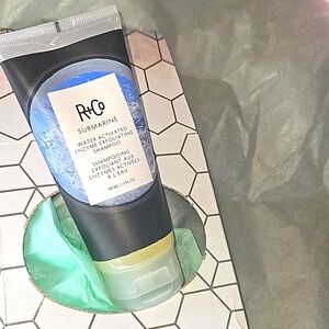 Water Activated Enzyme Exfoliating SHAMPOO by R+Co